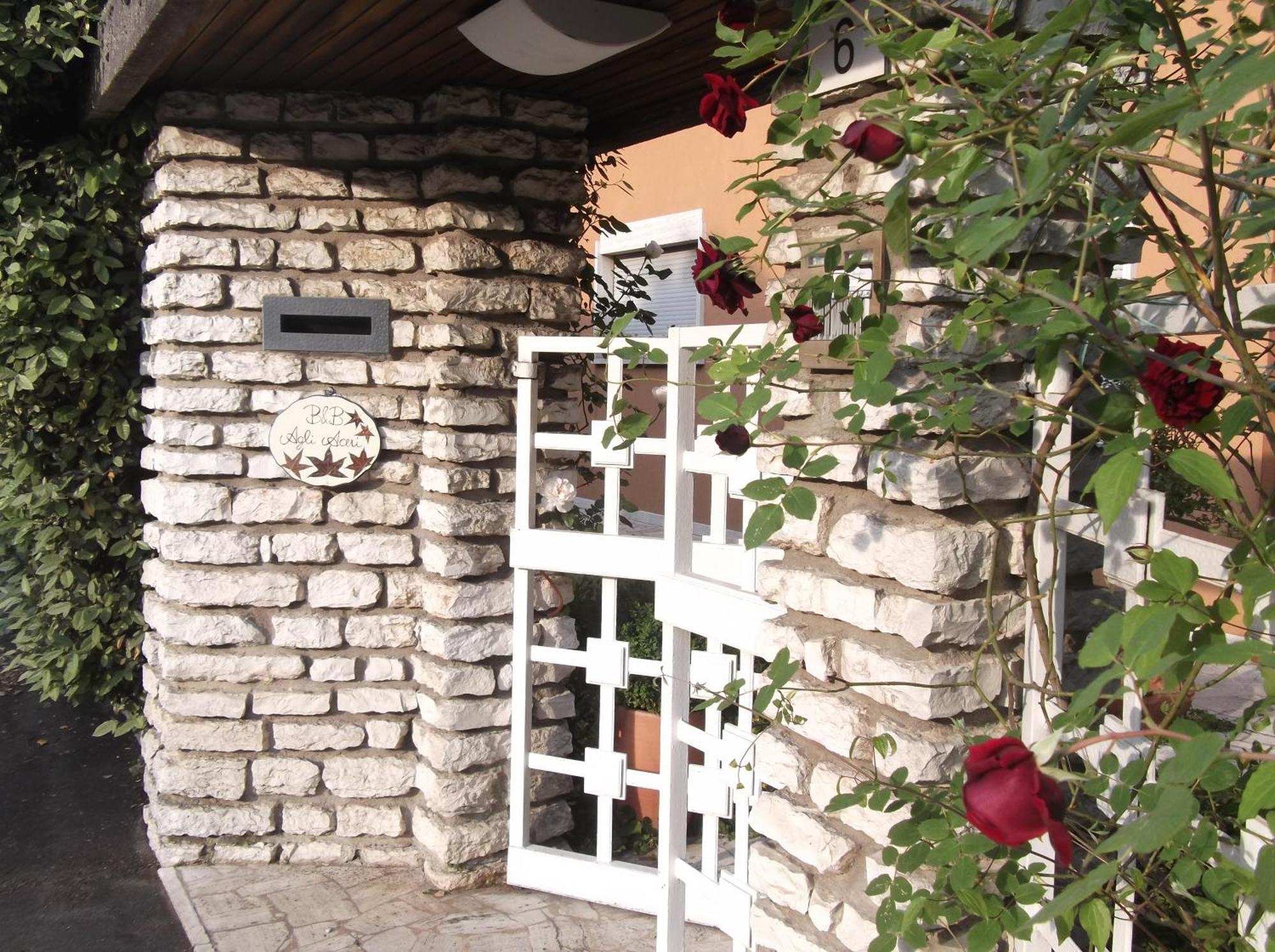 Bed&Breakfast Agli Aceri Verona Exterior foto